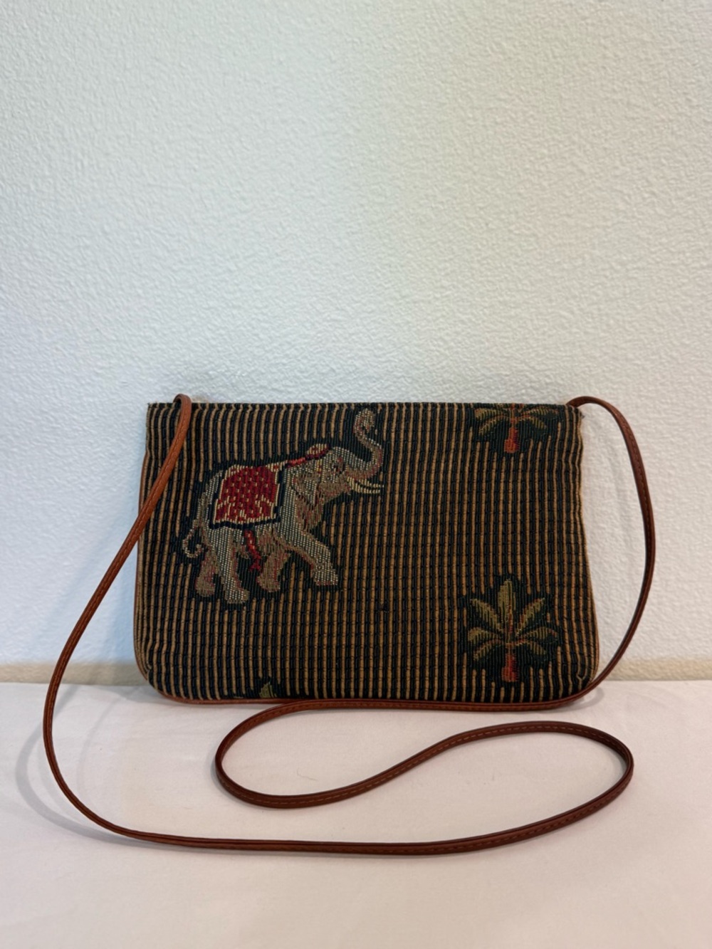 Vintage Leyland & Taylor Elephant Embroidered Woven Shoulder Bag